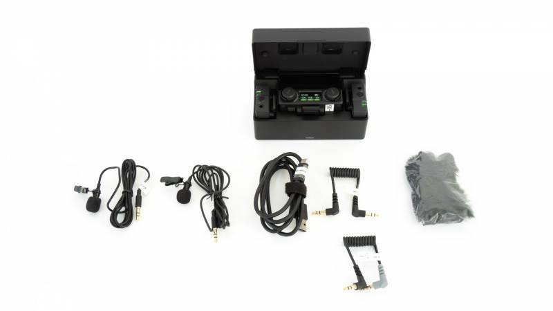 hollyland-lark-1s.jpg hollyland-lark-1s.jpg